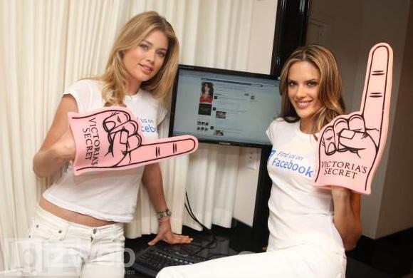 13 thủ thuật tăng like fanpage facebook nhanh chóng (phần 2) 13 thủ thuật tăng like fanpage facebook nhanh chóng (phần 2)