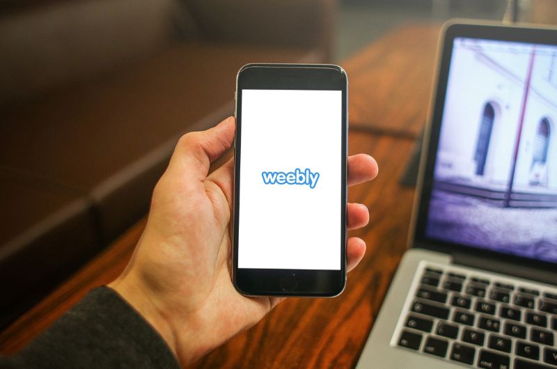 Tạo website bán hàng trên điện thoại với Weebly