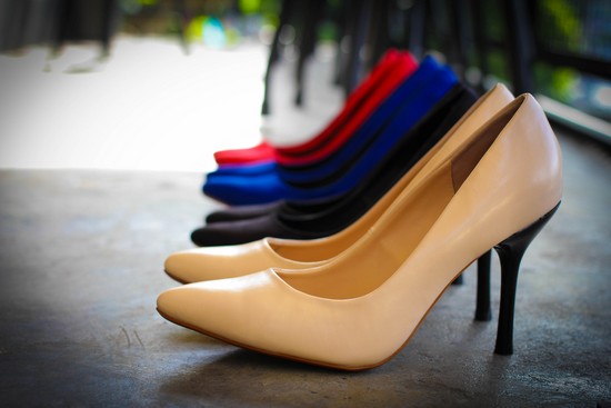 cách chọn giày nữ