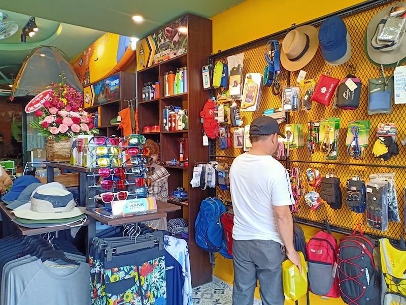 Shop bán đồ phượt Umove