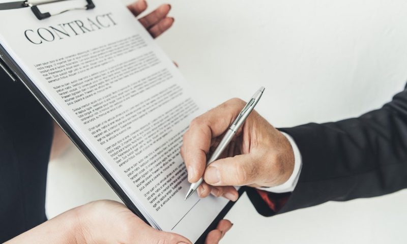 Những yêu cầu bắt buộc khi ký kết hợp đồng thiết kế website