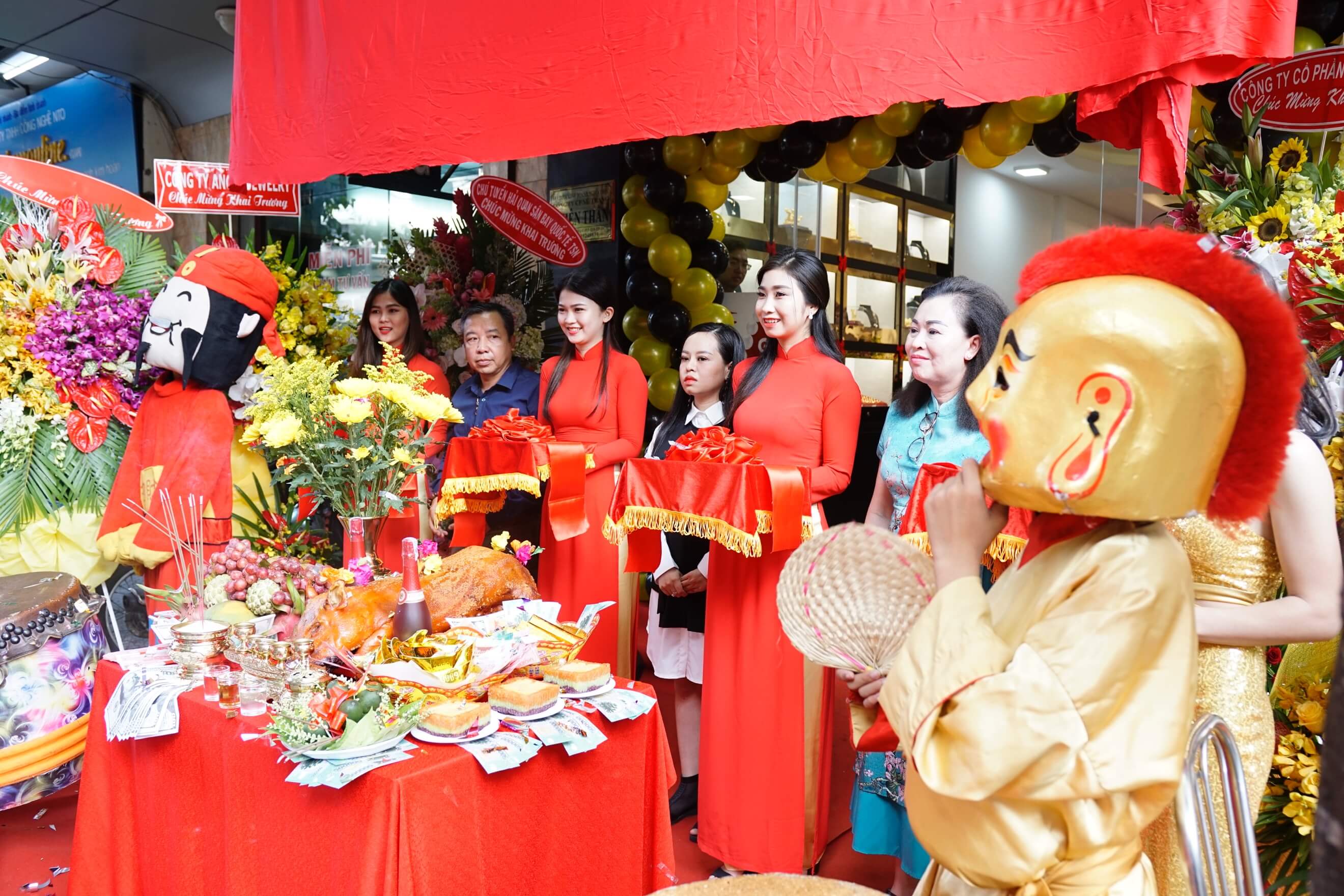 khai trương cửa hàng cần những gì